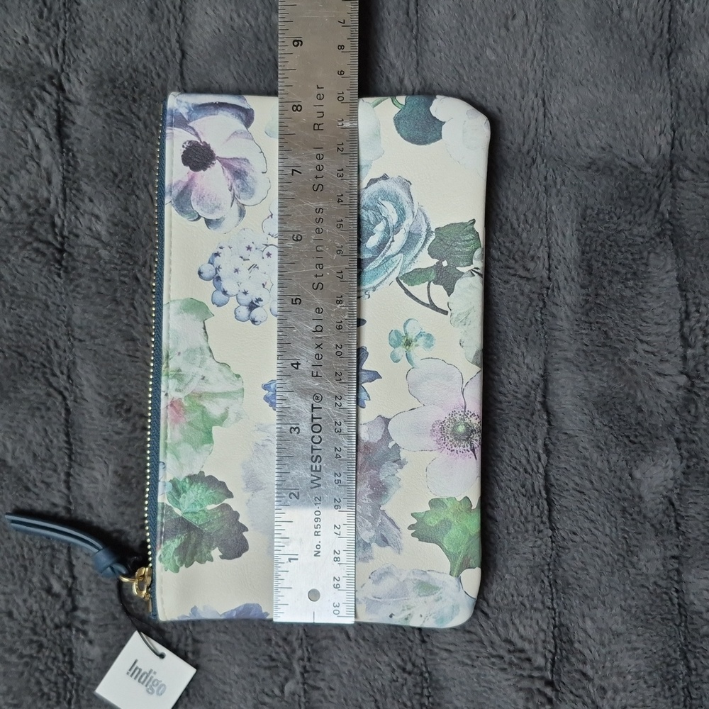 Medium Floral Printed Pouch With Keyring From Indigo, New With Tags - Picture 8 of 12